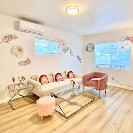 Pink Cozy House 2 Bedrooms โรสมีด ภายนอก รูปภาพ