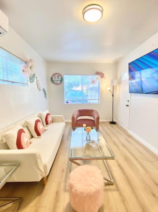 Pink Cozy House 2 Bedrooms โรสมีด ภายนอก รูปภาพ